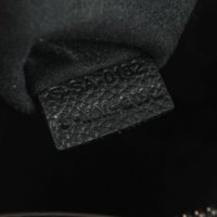 BW160241-07-00000.jpg