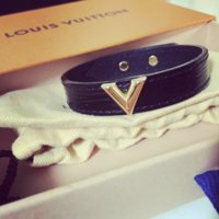 Браслет LV Louis Vuitton leather slim bracelet vivienne vvs: 2 650