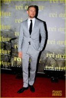 charlie-hunnam-reveals-how-filming-king-arthur-destroyed-his-body-05.jpg