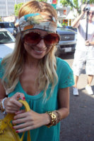 CP60150706A_11.jpg