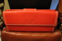 Coach Hamptons Wallet 02.jpg