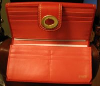 Coach Hamptons Wallet 03.jpg