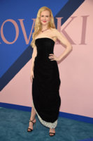 2017+CFDA+Fashion+Awards+Arrivals+YhO9O3S028ax.jpg