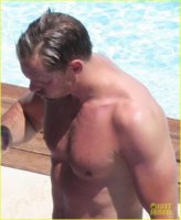 Alex-Pool-10.jpg