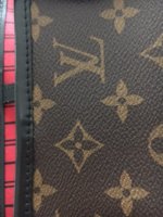 Help! Single thread sticking out and a fuzzy end? Just noticed these  possible stitching issues and have not been worn yet. Is this normal to  expect? : r/Louisvuitton