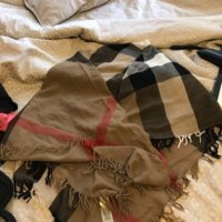 burberry-burberry-check-scarf-21281346-3-0.jpg