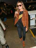 Heidi+Klum+at+LAX+ivEtV7UODz_x.jpg
