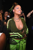 FENTY+PUMA+Rihanna+Spring+Summer+2018+Collection+4X7EqyUZgWBx.jpg