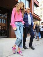 Gigi+Hadid+during+New+York+Fashion+Week+J1Ito1ryc4sx.jpg Gigi+Hadid+during+New+York+Fashion+Week+J1Ito1ryc4sx.jpg