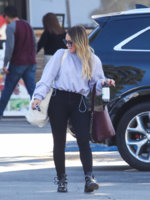 Hilary+Duff+runs+errands+son+JcTXV6aVh1bx.jpg Hilary+Duff+runs+errands+son+JcTXV6aVh1bx.jpg