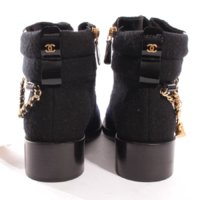 B9-H58010-Chanel-Stiefel-d5.jpg