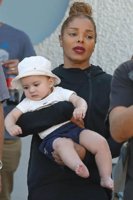 Janet_Eissa--Disneyland (1).jpg