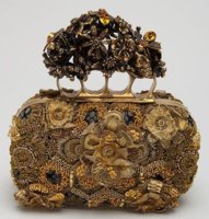 Alexander-McQueen-Raso-Seta-Knuckle-Box-Clutch-Bag.jpg
