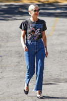 Ashlee+Simpson+out+and+about+JZlCw6M3xIGx.jpg