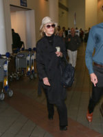 Jane+Fonda+at+LAX+zw92jfxegVlx.jpg
