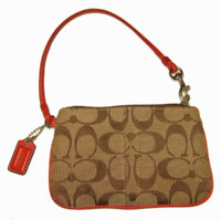 coachcordovanchangepurse2.jpg
