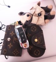 lv car key pouch