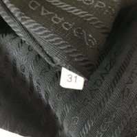 prada_38314723041_o.jpg