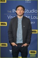 charlie-hunnam-reveals-romantic-surprise-he-set-up-05.jpg