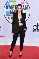 2017+American+Music+Awards+Arrivals+h-36Vzee3hlx.jpg