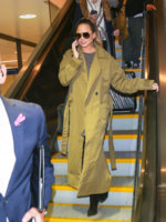 Chrissy+Teigen+at+LAX+TC-UORUv8qlx.jpg