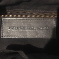 authentic_balenciaga_town_1511643705_b8354ed7.jpg