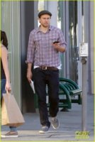 charlie-hunnams-mega-watt-smile-will-brighten-up-your-day-17.jpg