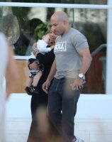 janet-jackson-vacations-with-baby-eissa-al-mana-75.jpg