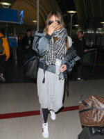 Heidi+Klum+at+LAX+YCiOuxrcYBHx.jpg