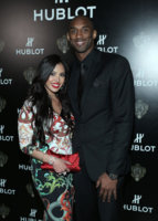 Kobe+Bryant+Vanessa+Bryant+Hublot+Celebrates+jh46dlmVuC4l.jpg