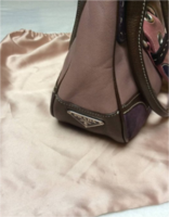 Prada3.png