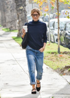Selma+Blair+out+and+about+VHbD1Nz5XJkx.jpg
