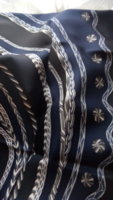 robe3.jpg