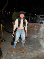 Karrueche+Tran+casual+style+uDcAz7qI3lmx.jpg