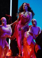 Rihanna_Grammys (6).jpg