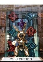 Vuitton-shop-window-Munich-2-©Petra-Hammerstein_285.jpg
