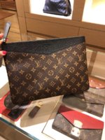 louis vuitton daily pouch with strap