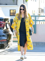 Jessa+Alba+out+and+about+6eqLSTjulF3x.jpg