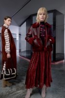 13-longchamp-fall-2018-rtw.jpg