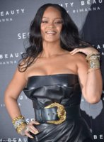 Rihanna_FentyBeautyMilan (3).jpg