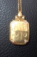 Bondanza Locket.jpg