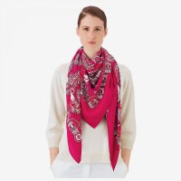 15 Best Scarves for Women to Give as Gifts 2018