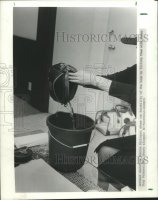 1988 Dooney press photo dunking.jpg