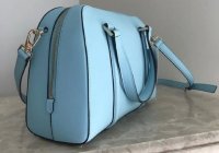 Screenshot_20180629-164529_Poshmark.jpg