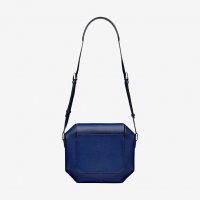 octogone-23-bag--072035CK73-front-2-300-0-579-579.jpg