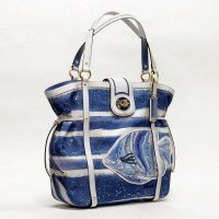 AudreyFishTote_19574_a3.jpg