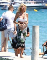 Victoria-Silvstedt-in-Bikini-Top--06-662x854.jpg