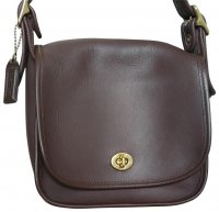 Tradesy Li Gao - coach turnlock leather bag FP 9965 FP-9965 front.jpg