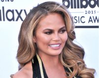 73838-Chrissy-Tiegen-Celebrity-Highlights.jpg