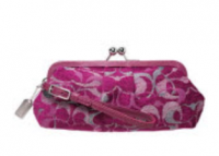 3584 boucle (?) wristlet.png